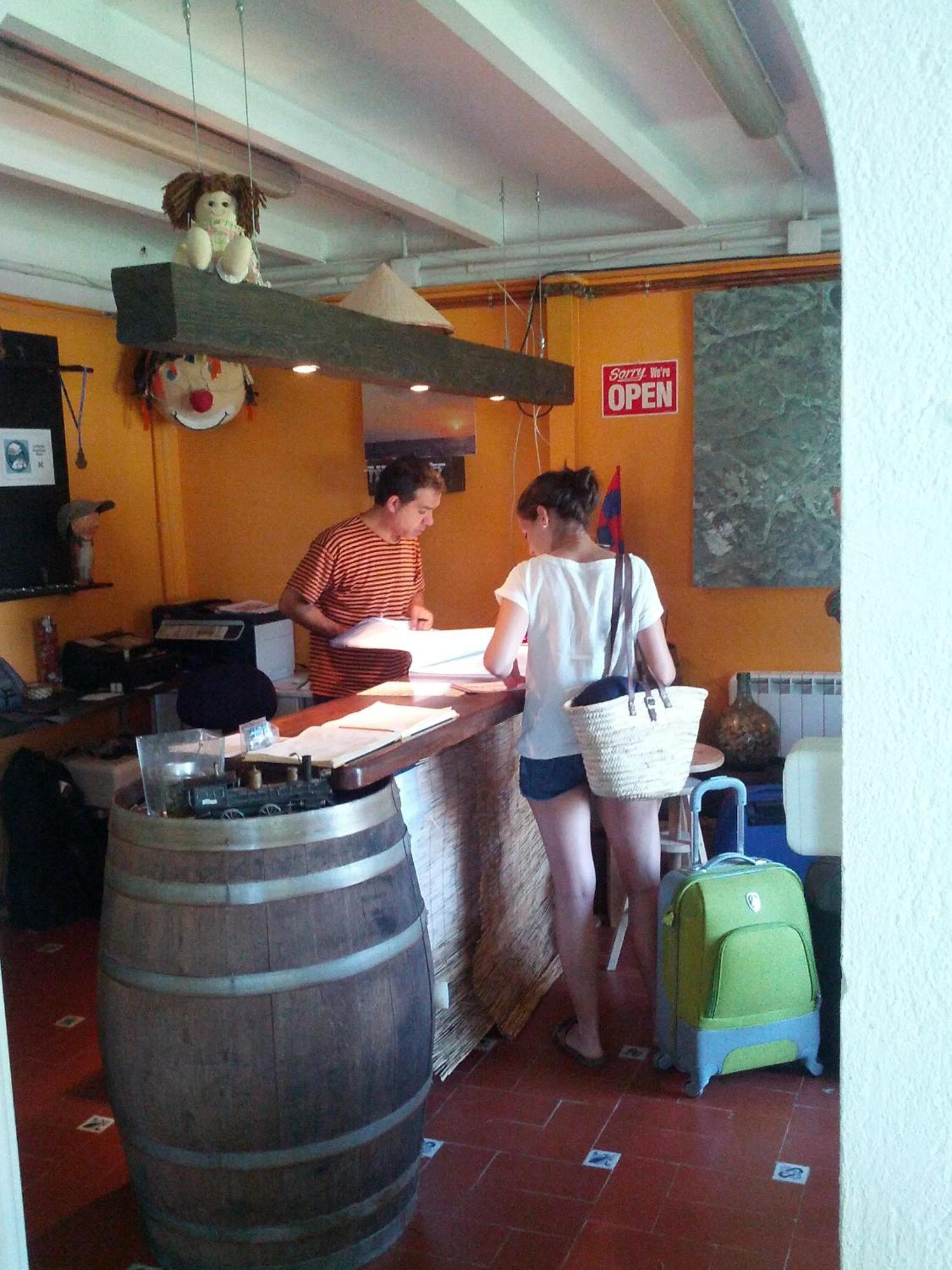Alberg Costa Brava Llança Eksteriør bilde